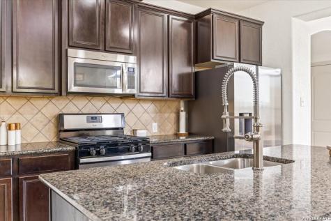 25511 Hopi Dawn San Antonio TX 78261