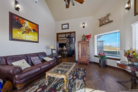 163 County Road 283 Harwood TX 78632