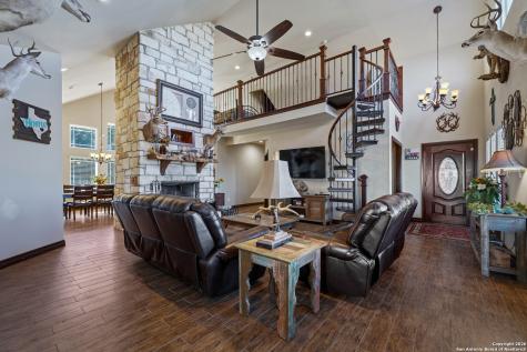 163 County Road 283 Harwood TX 78632
