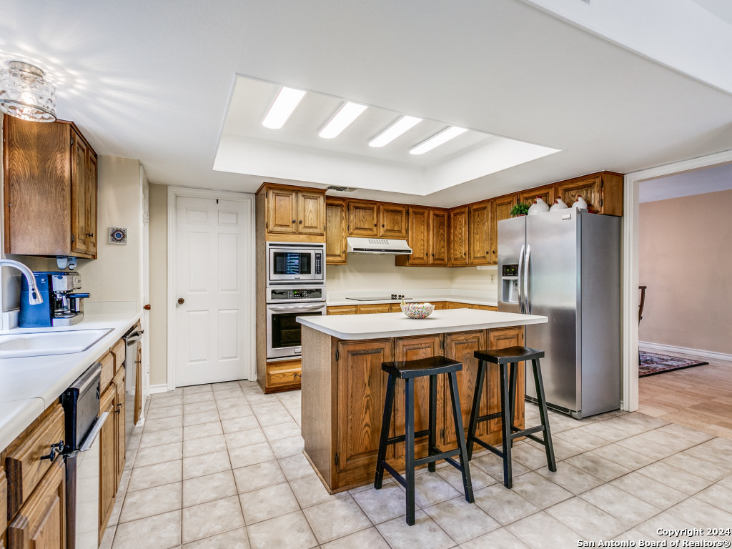 12543 Elm Manor Street San Antonio TX 78230