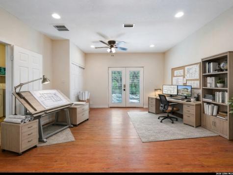 7806 Shady Hollow Lane San Antonio TX 78255