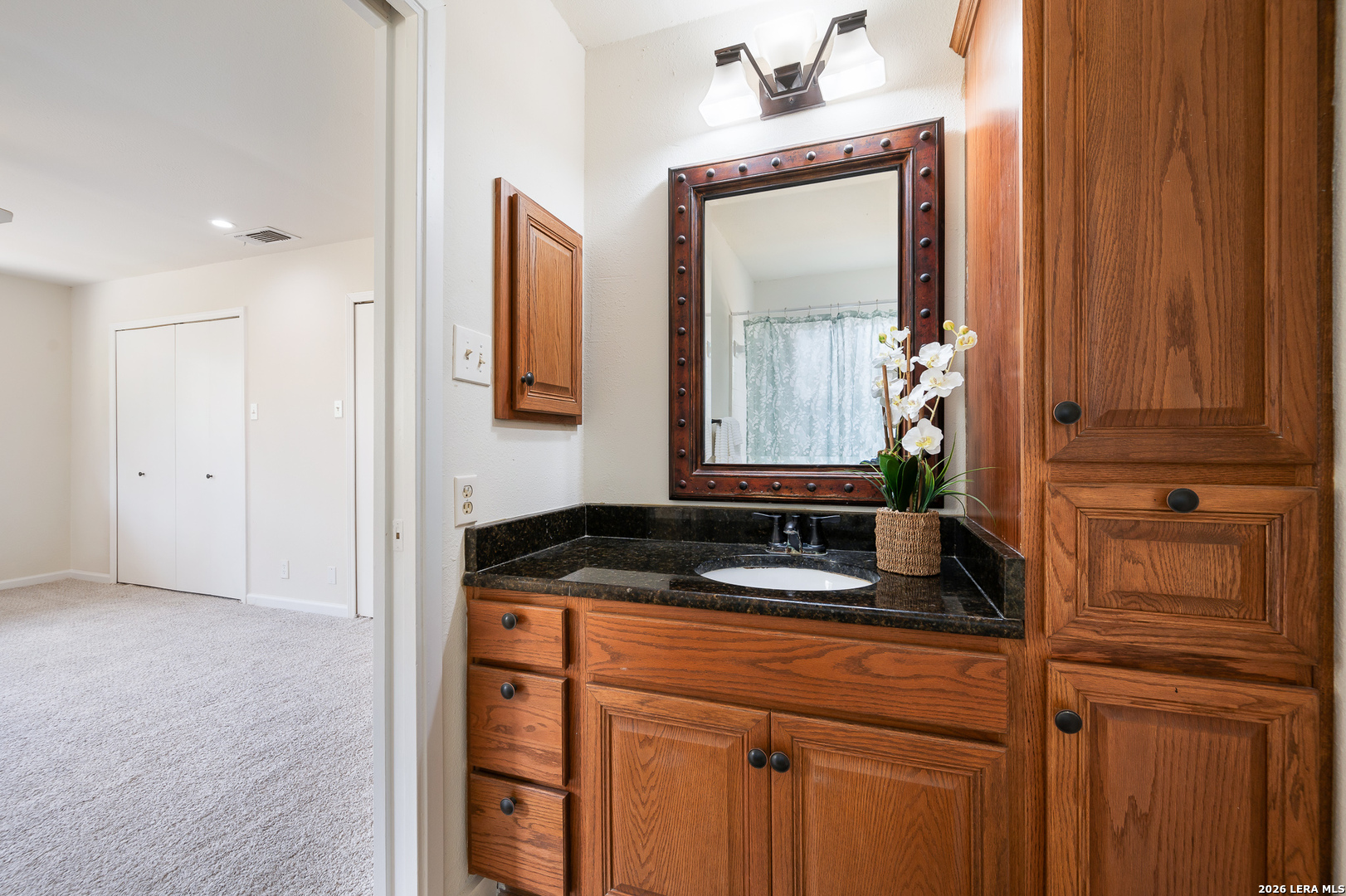 7806 Shady Hollow Lane San Antonio TX 78255