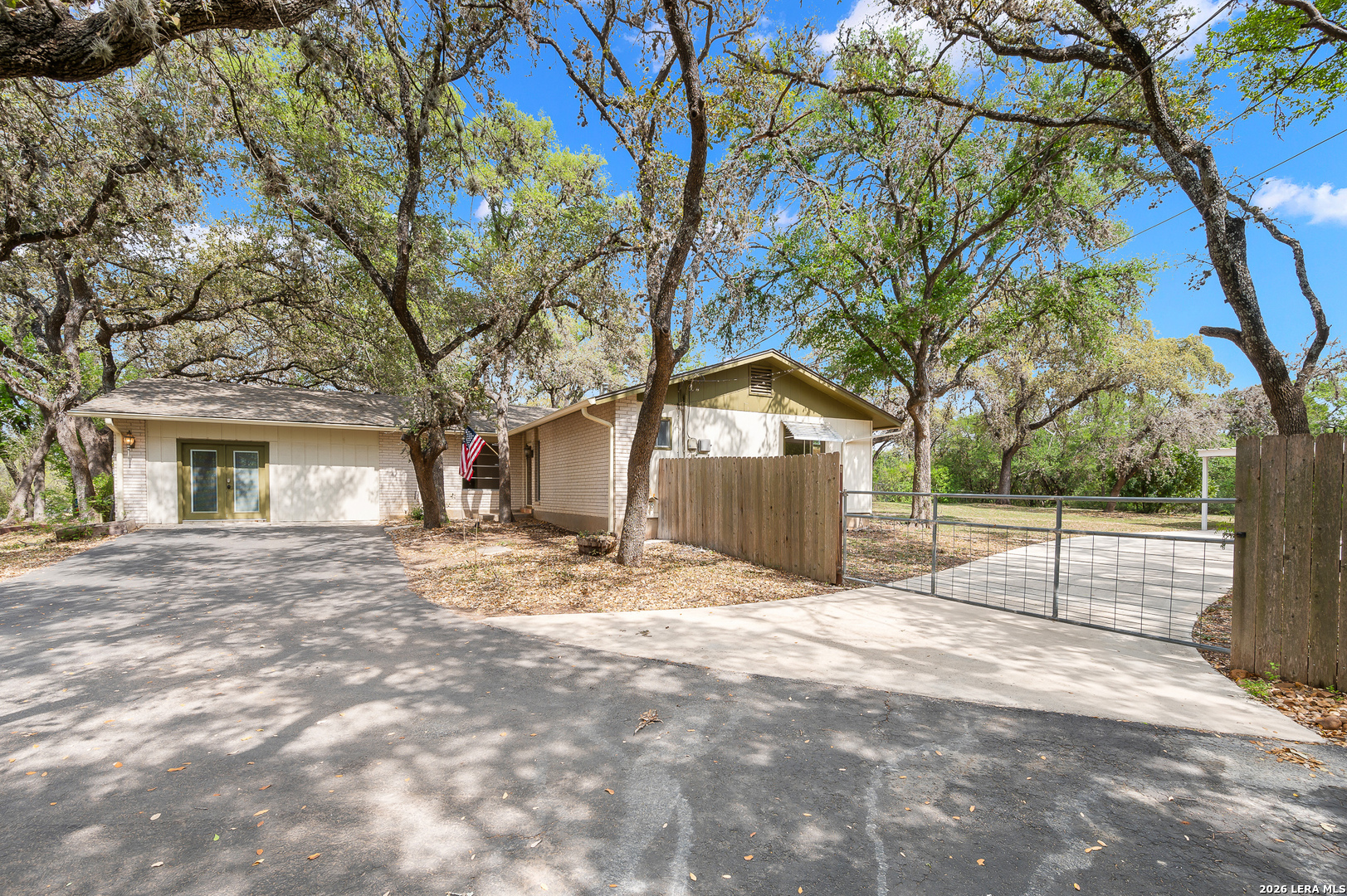 7806 Shady Hollow Lane San Antonio TX 78255