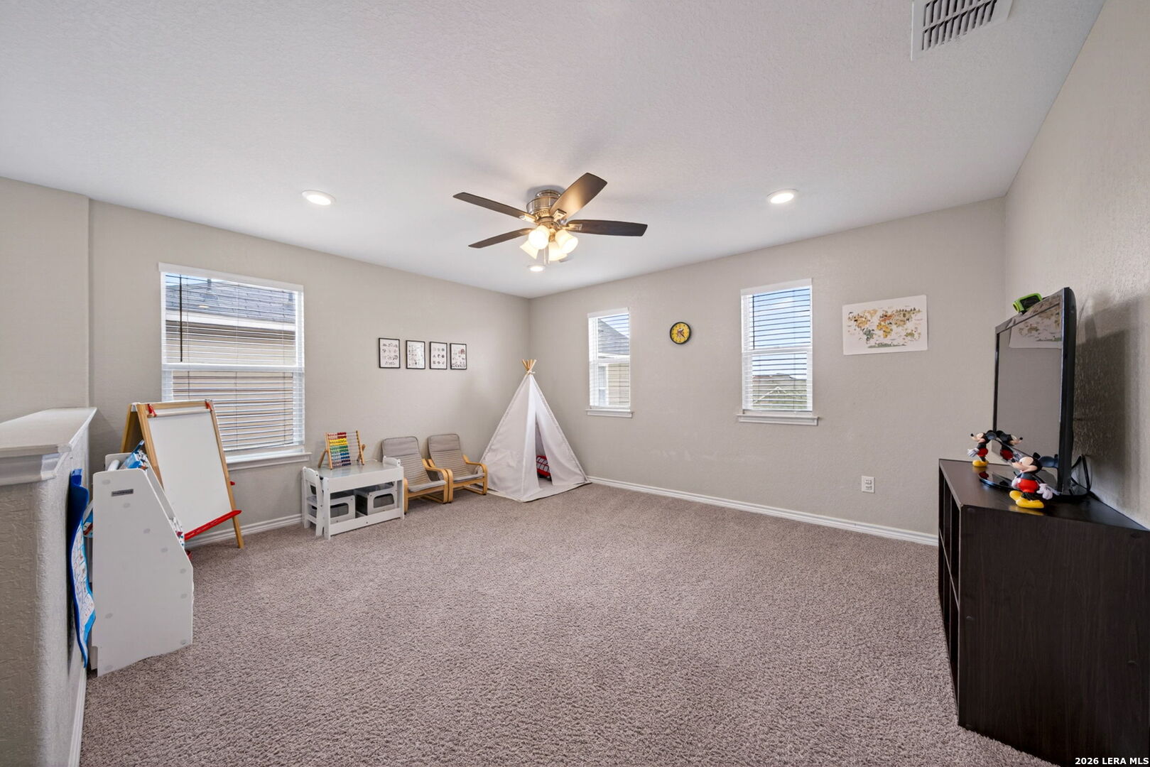 8216 Victory Cove San Antonio TX 78254