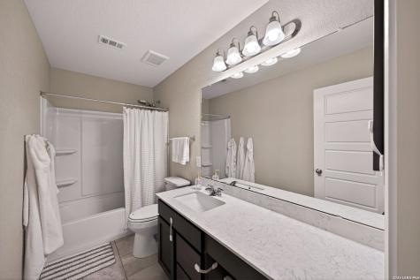 8216 Victory Cove San Antonio TX 78254