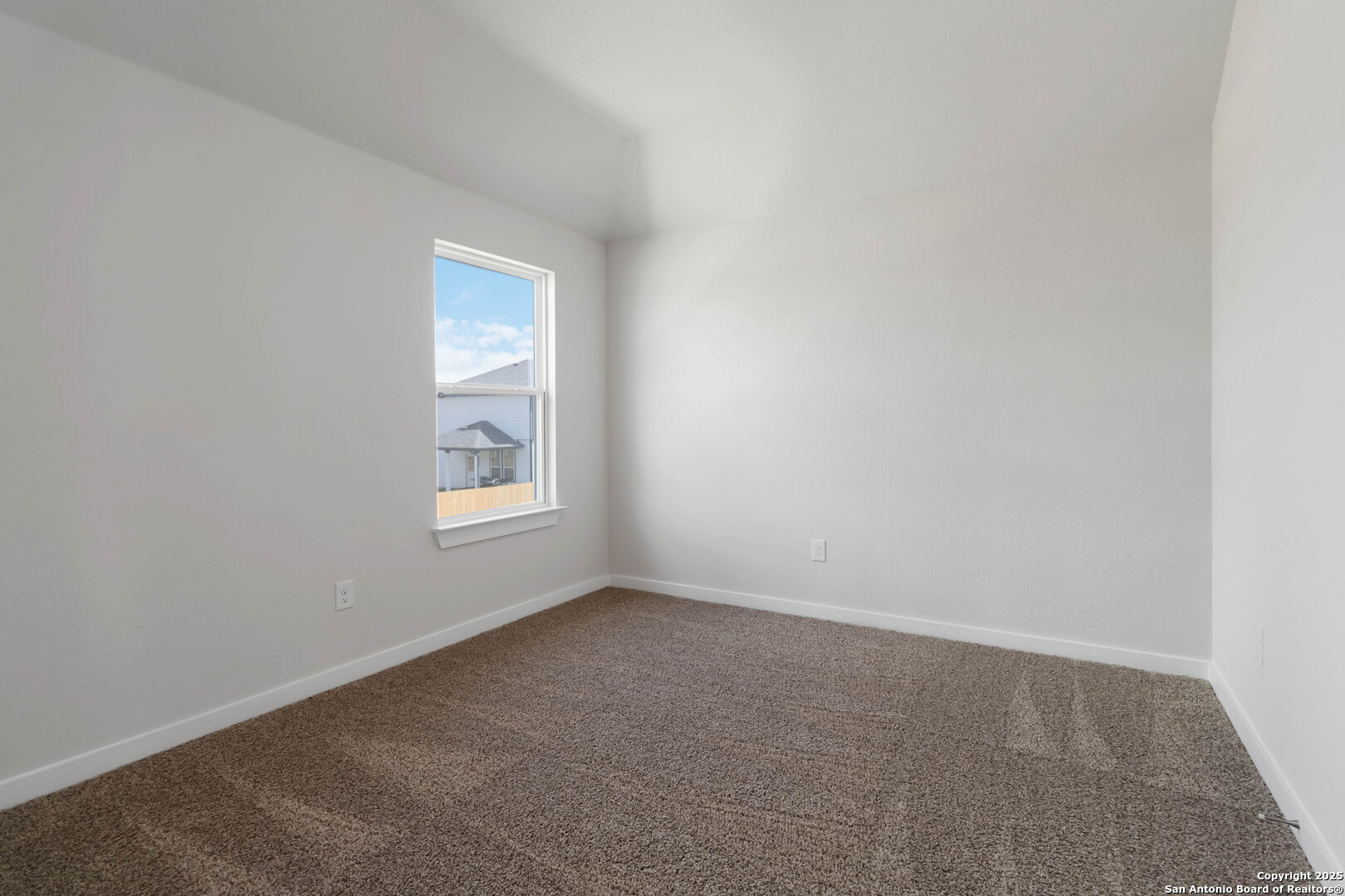 8968 Hazel Birch Elmendorf TX 78112