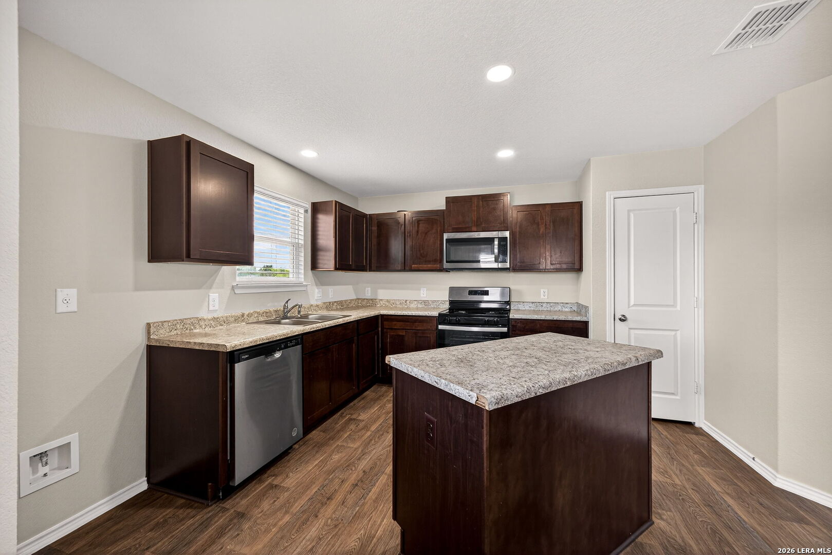 9510 Ranch Loop San Antonio TX 78254
