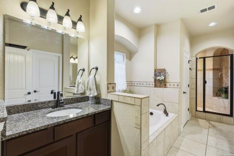 18118 Resort View San Antonio TX 78255