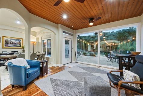 18118 Resort View San Antonio TX 78255