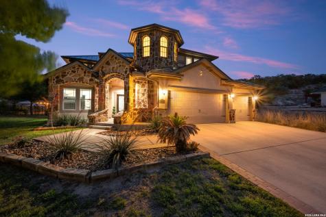 18118 Resort View San Antonio TX 78255