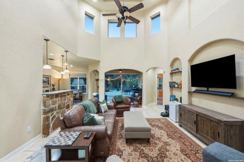 18118 Resort View San Antonio TX 78255