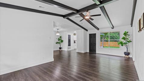 5026 Lakewood Drive San Antonio TX 78220