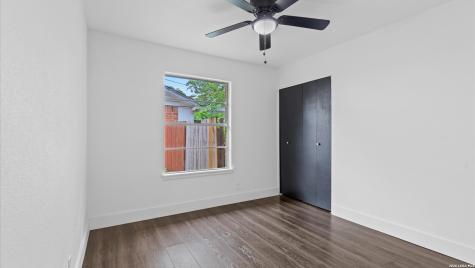 5026 Lakewood Drive San Antonio TX 78220