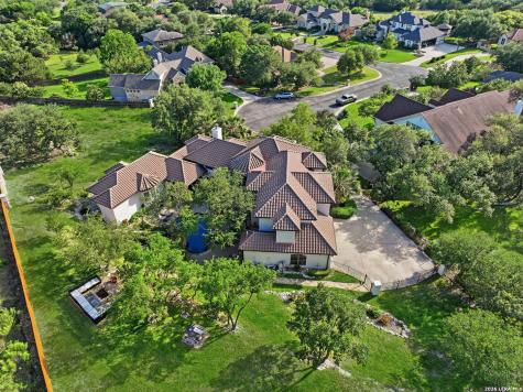 7805 Colonial Woods Boerne TX 78015