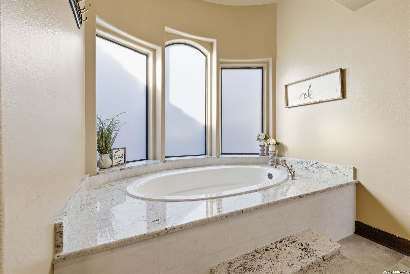 7805 Colonial Woods Boerne TX 78015