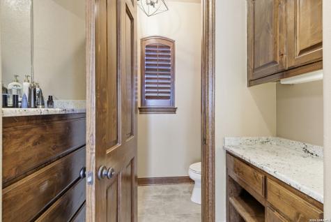 7805 Colonial Woods Boerne TX 78015