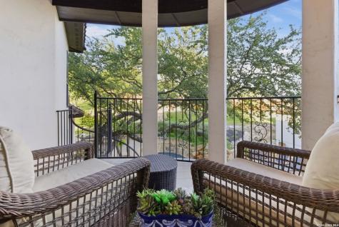 7805 Colonial Woods Boerne TX 78015