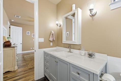 7805 Colonial Woods Boerne TX 78015