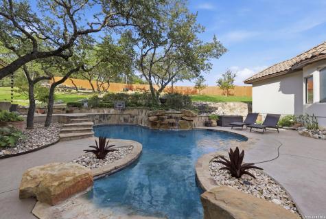 7805 Colonial Woods Boerne TX 78015