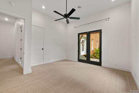 509 W Austin Street Fredericksburg TX 78624
