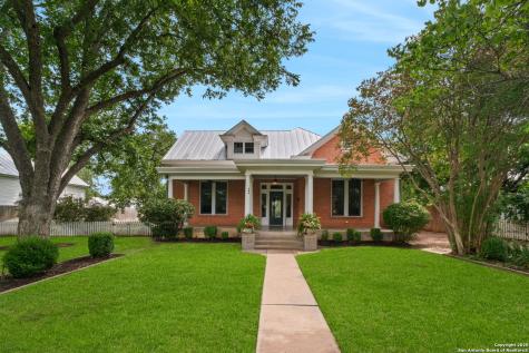 509 W Austin Street Fredericksburg TX 78624