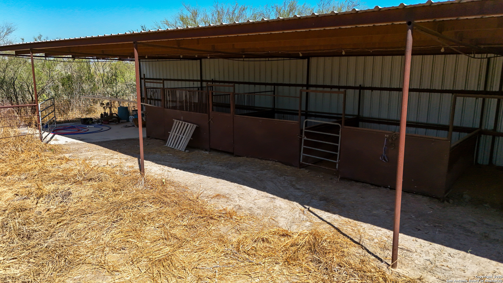 320 Pullins Drive Pleasanton TX 78064