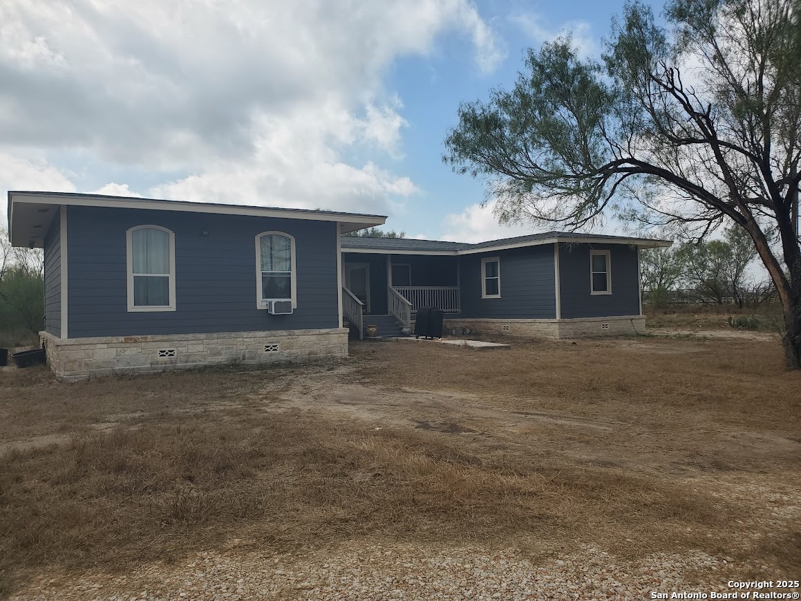 320 Pullins Drive Pleasanton TX 78064