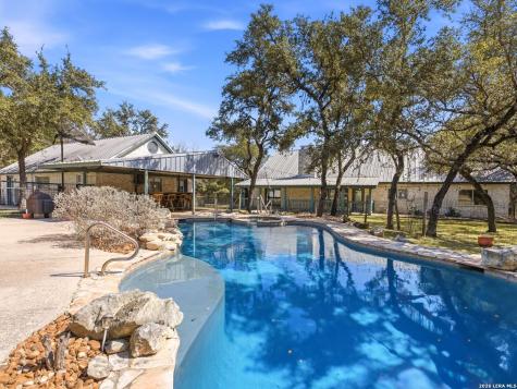 9035 Fair Oaks Parkway Boerne TX 78015