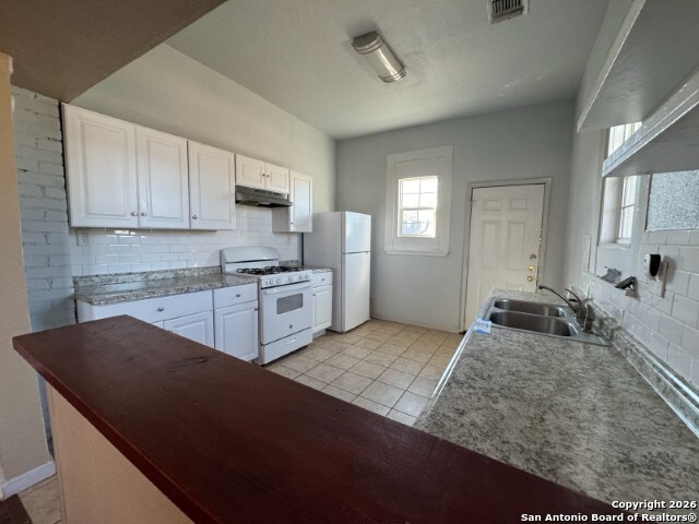 923 Saint Anthony San Antonio TX 78210