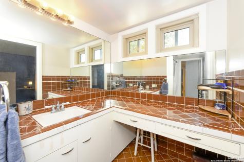 222 Highview San Antonio TX 78228