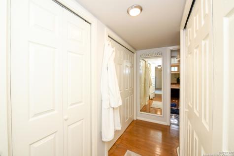 222 Highview San Antonio TX 78228
