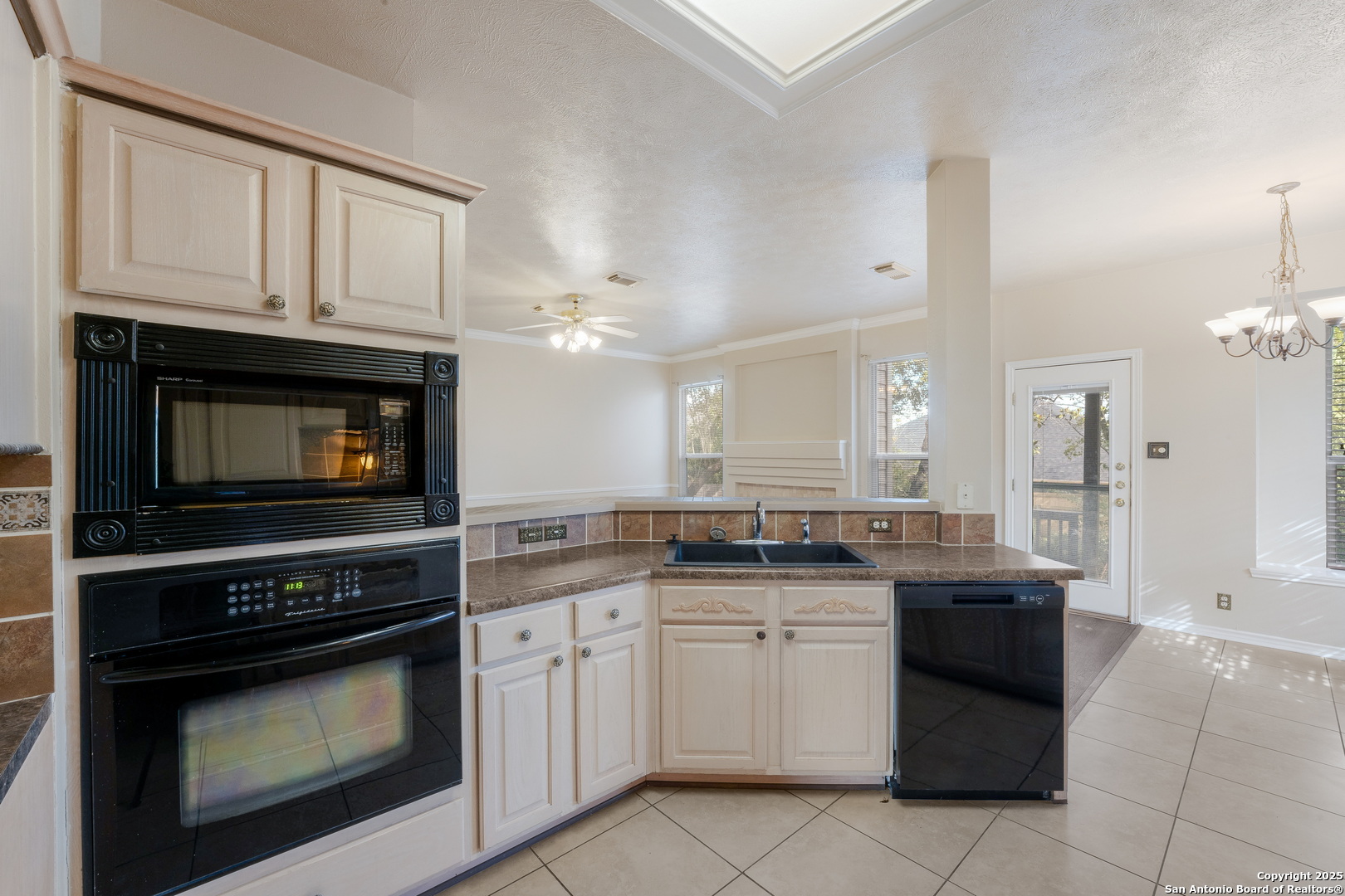 9111 Dapple Gray Court San Antonio TX 78251
