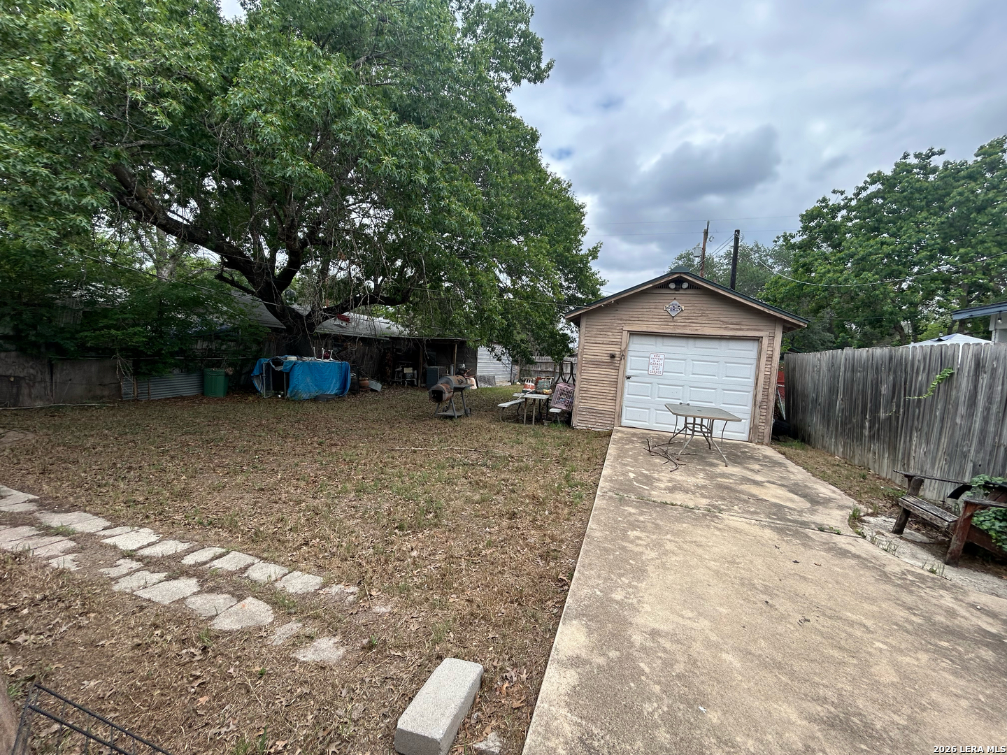 327 Hermitage San Antonio TX 78223