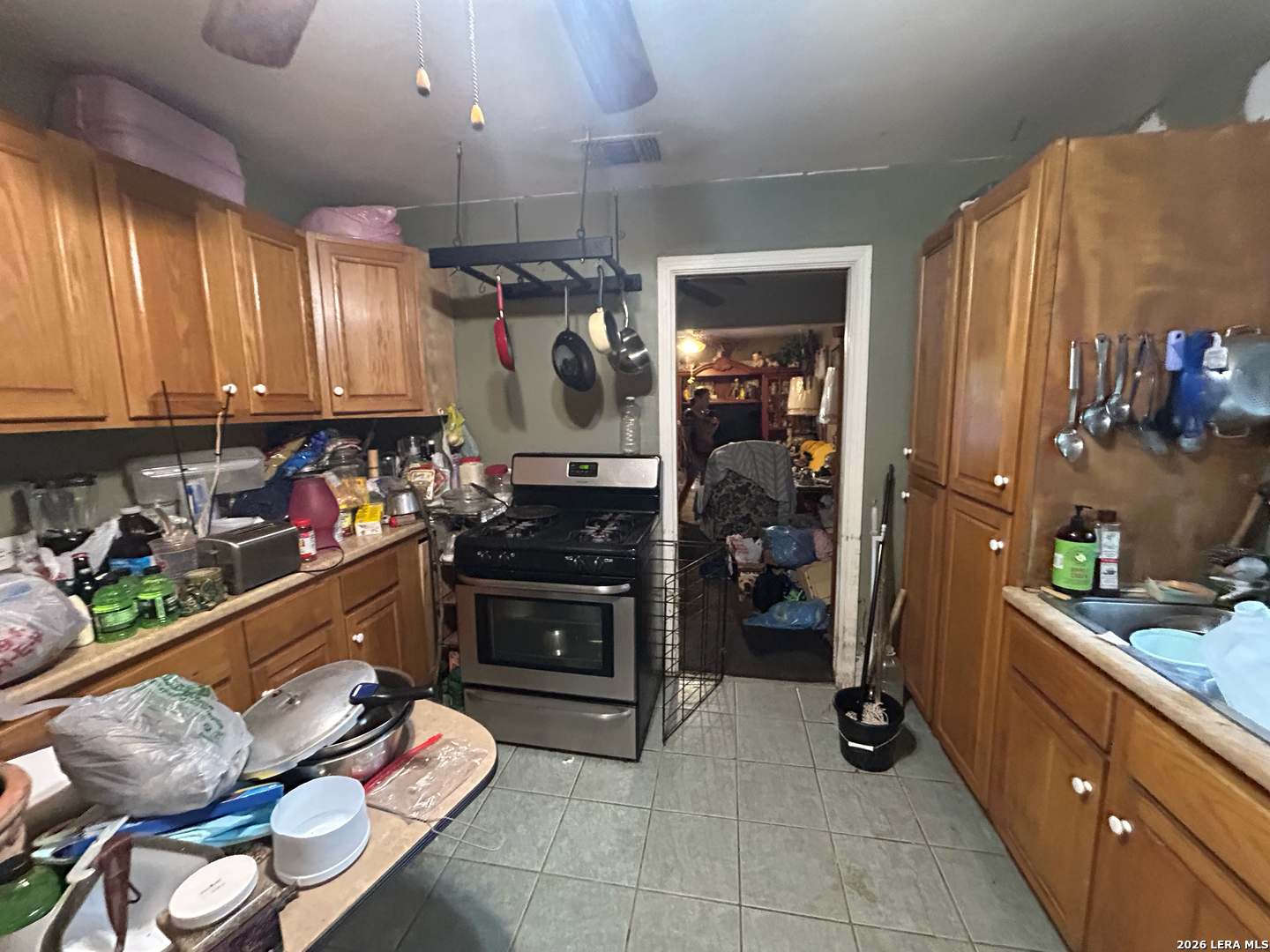 327 Hermitage San Antonio TX 78223