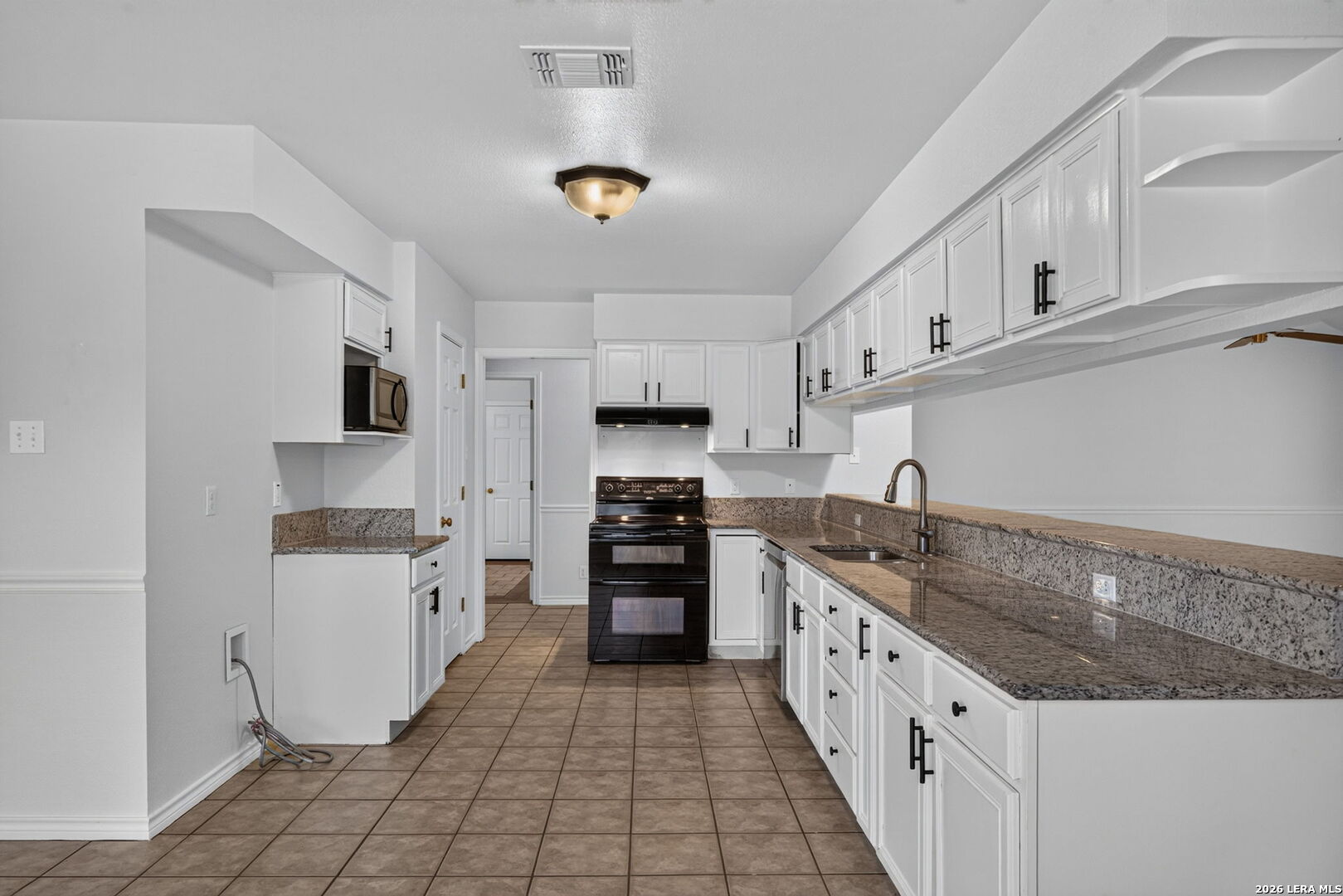 1704 Strait Lane Pleasanton TX 78064