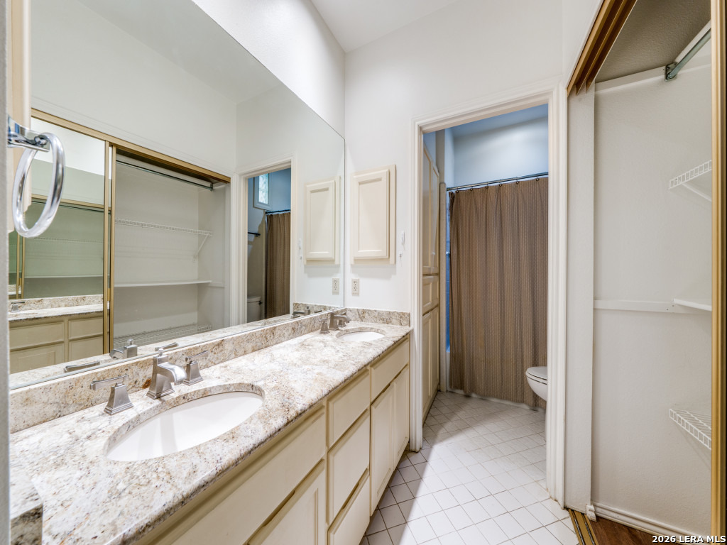 178 Oakwell Farms San Antonio TX 78218