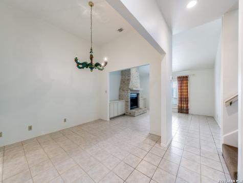 178 Oakwell Farms San Antonio TX 78218
