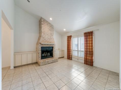 178 Oakwell Farms San Antonio TX 78218