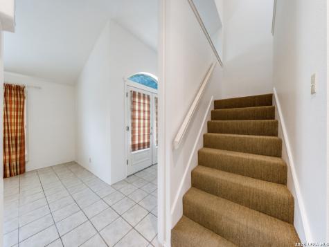 178 Oakwell Farms San Antonio TX 78218