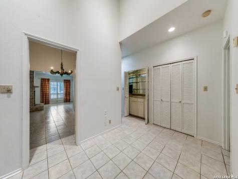 178 Oakwell Farms San Antonio TX 78218