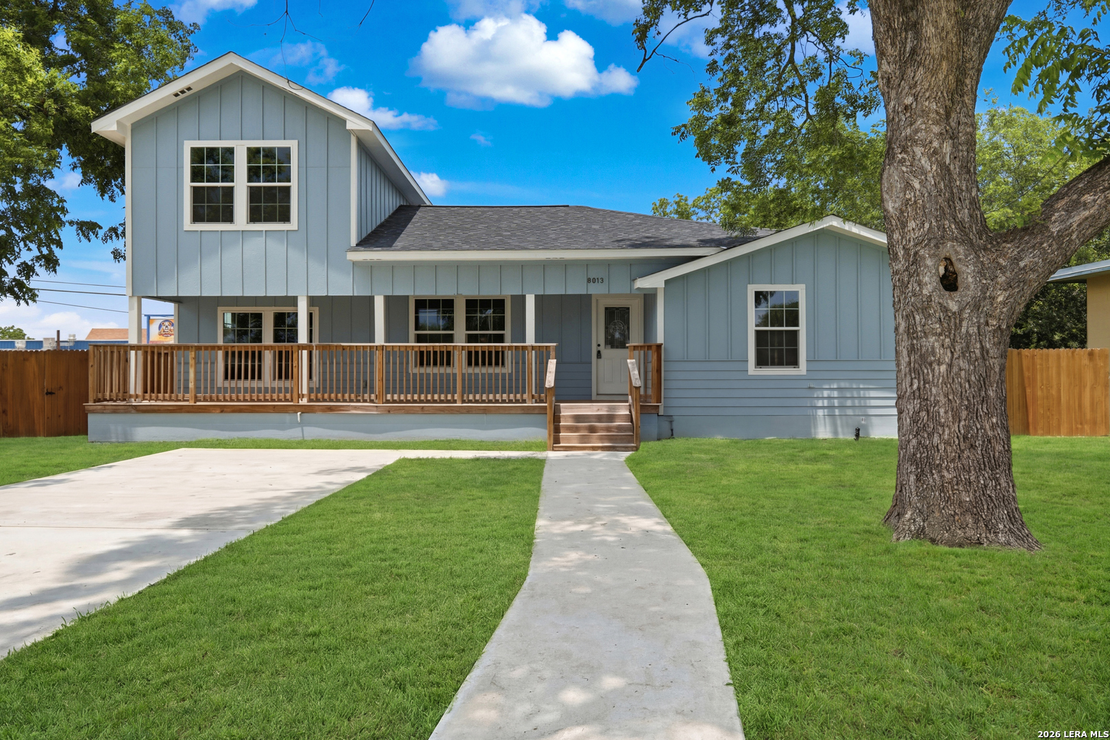 8013 E 6th Street Somerset TX 78069