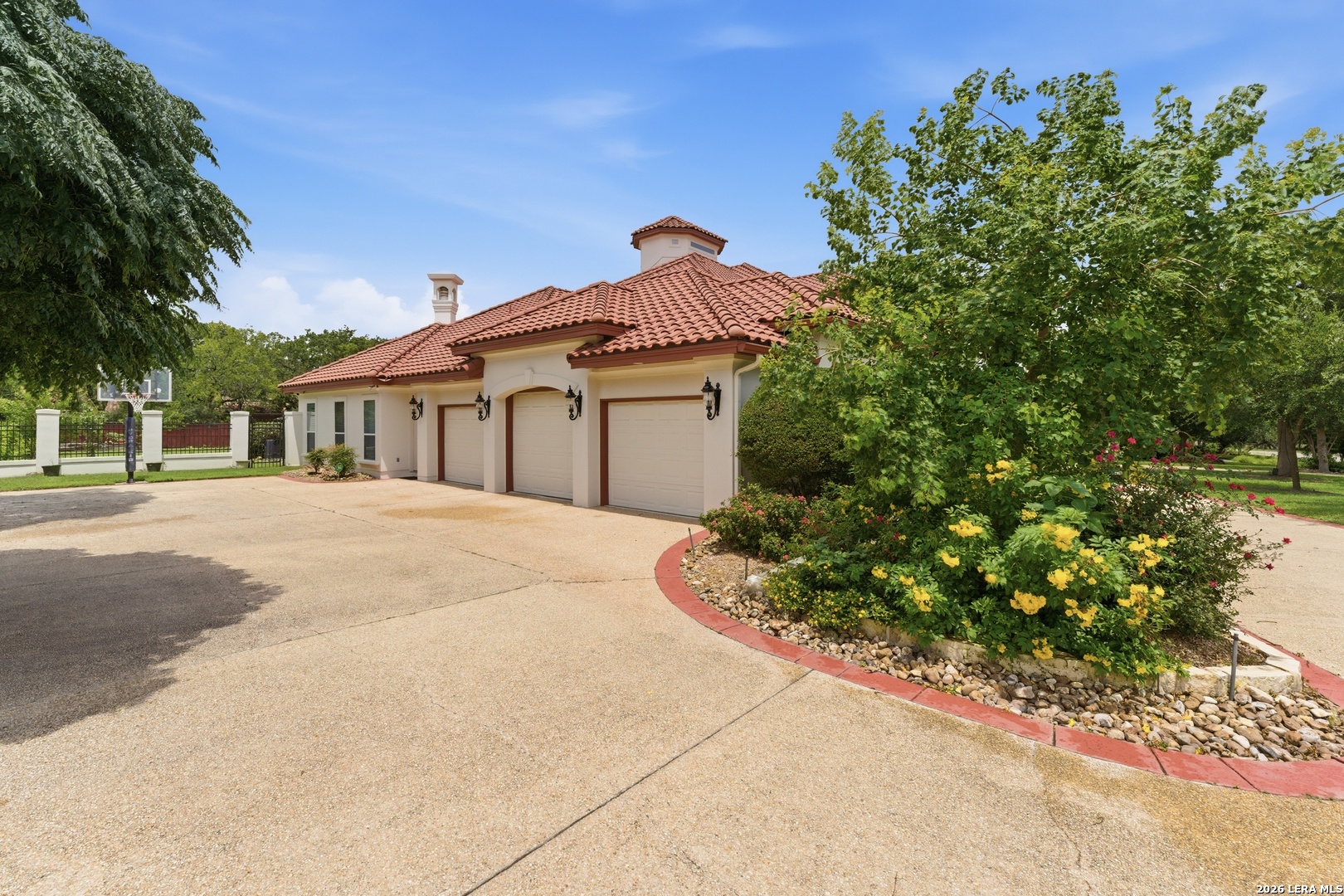 211 Geddington Shavano Park TX 78249