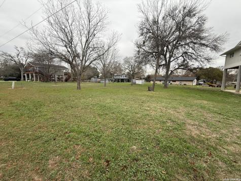 110 Lake Forrest Drive Seguin TX 78155