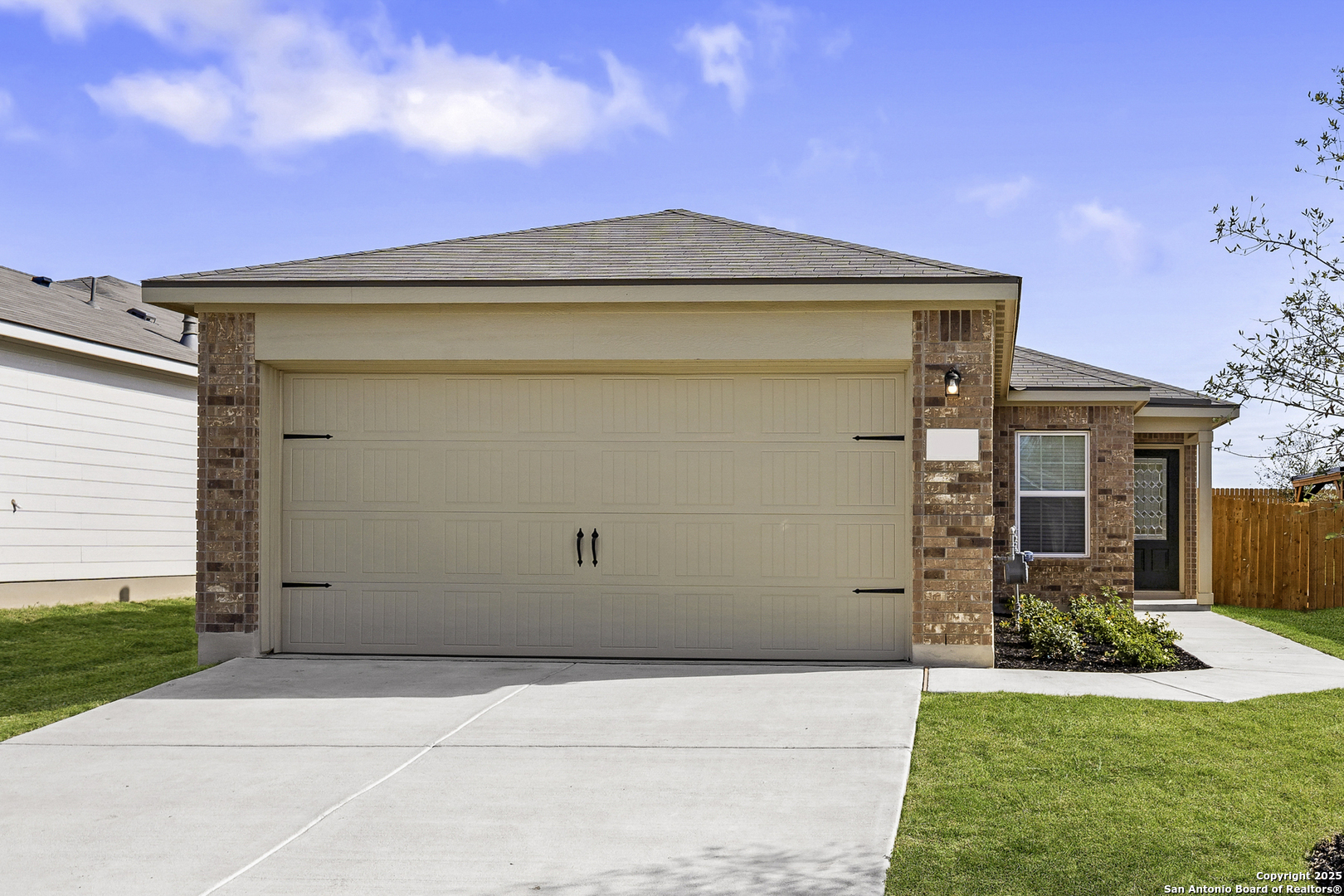 14906 Telfaire Meadow Von Ormy TX 78073
