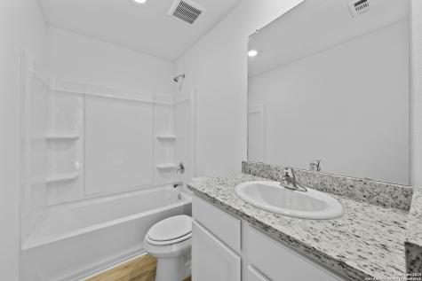 14906 Telfaire Meadow Von Ormy TX 78073