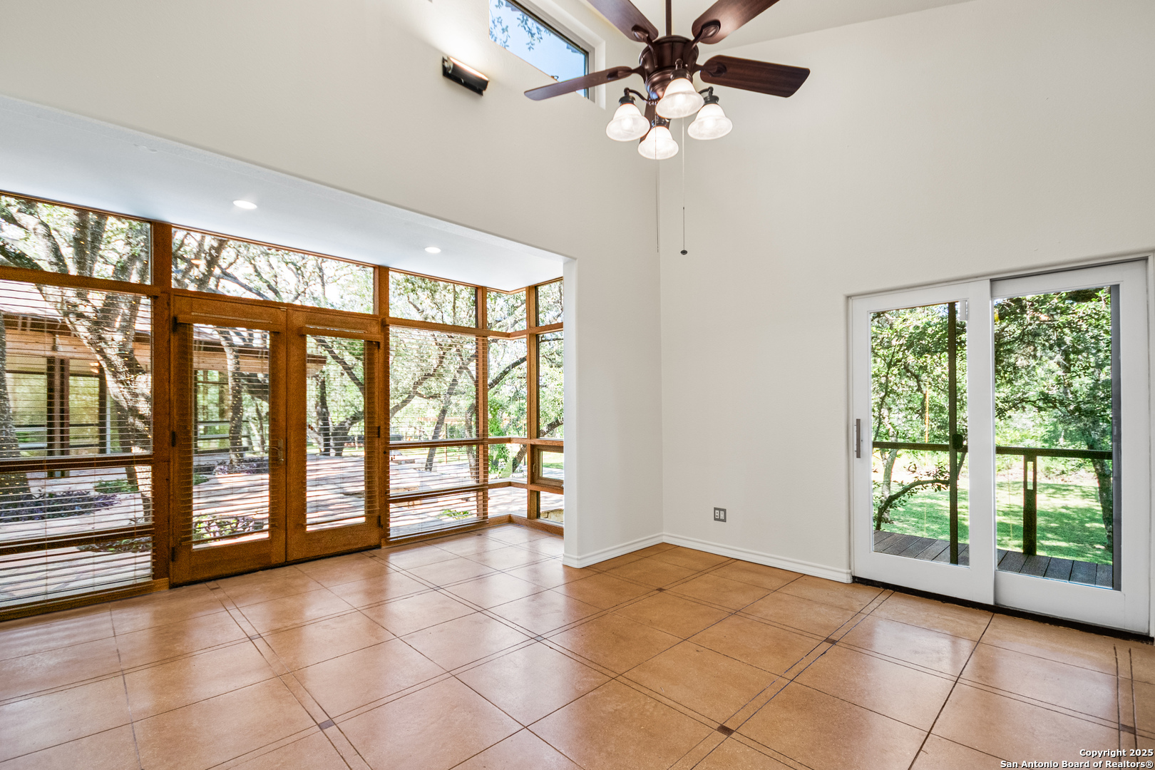 5620 Mount Helen San Antonio TX 78251