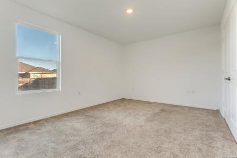 13227 Furyk San Antonio TX 78221