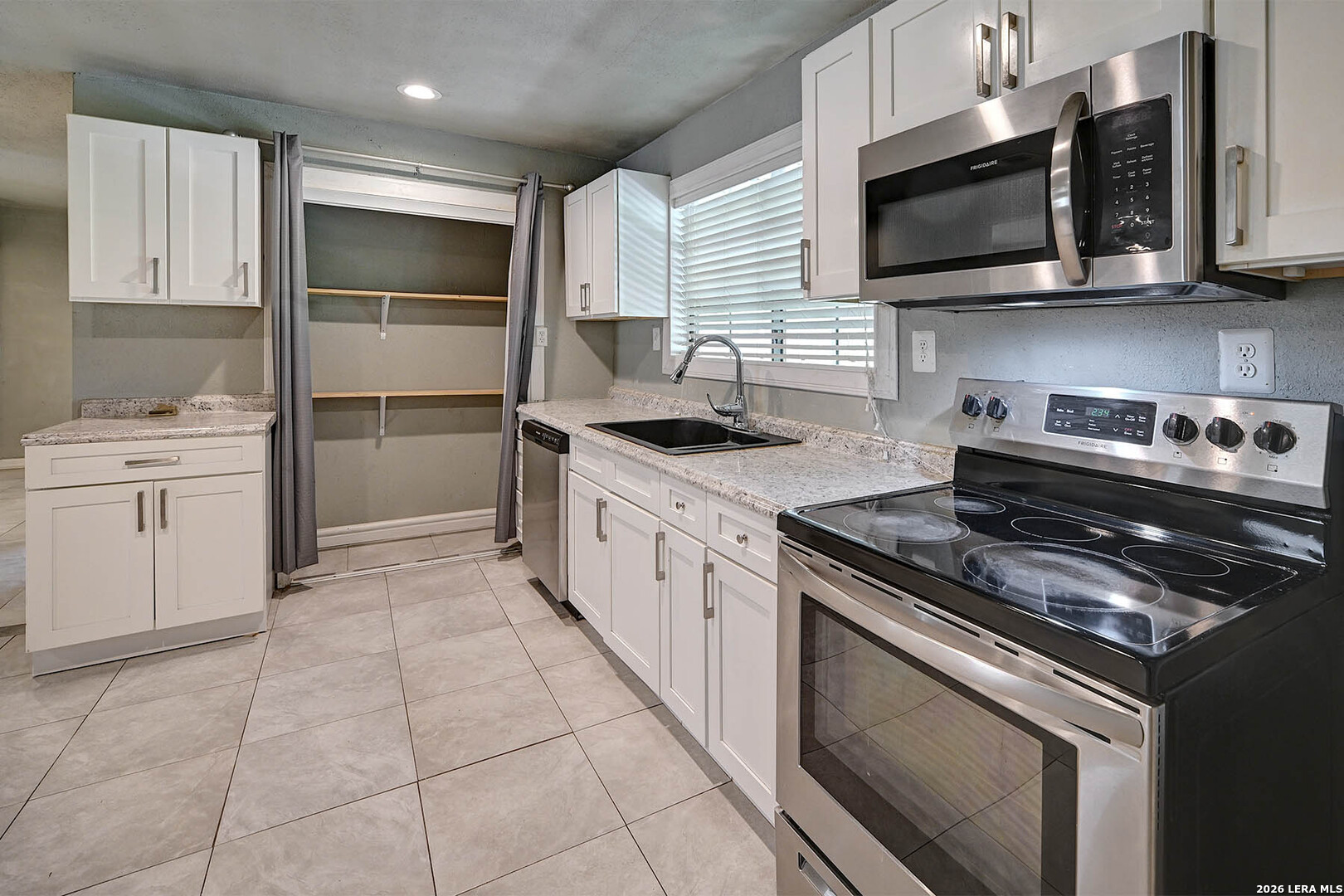 904 San Antonio Pleasanton TX 78064