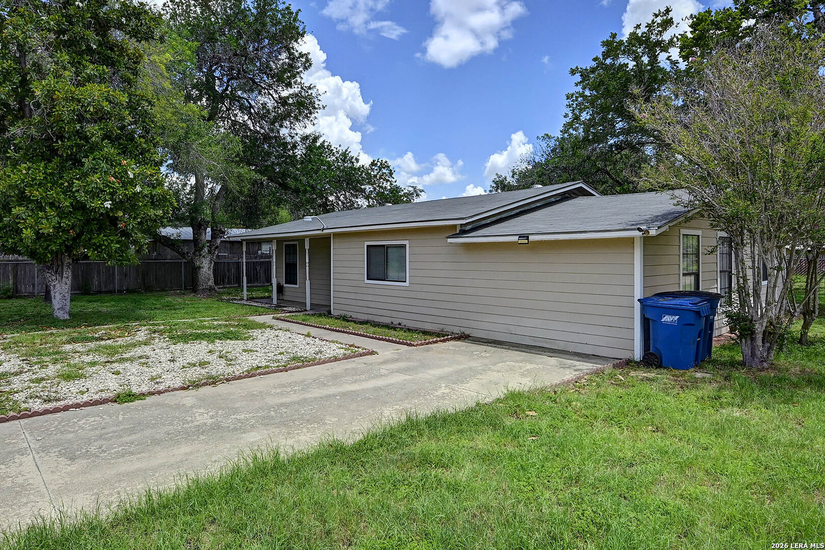 904 San Antonio Pleasanton TX 78064