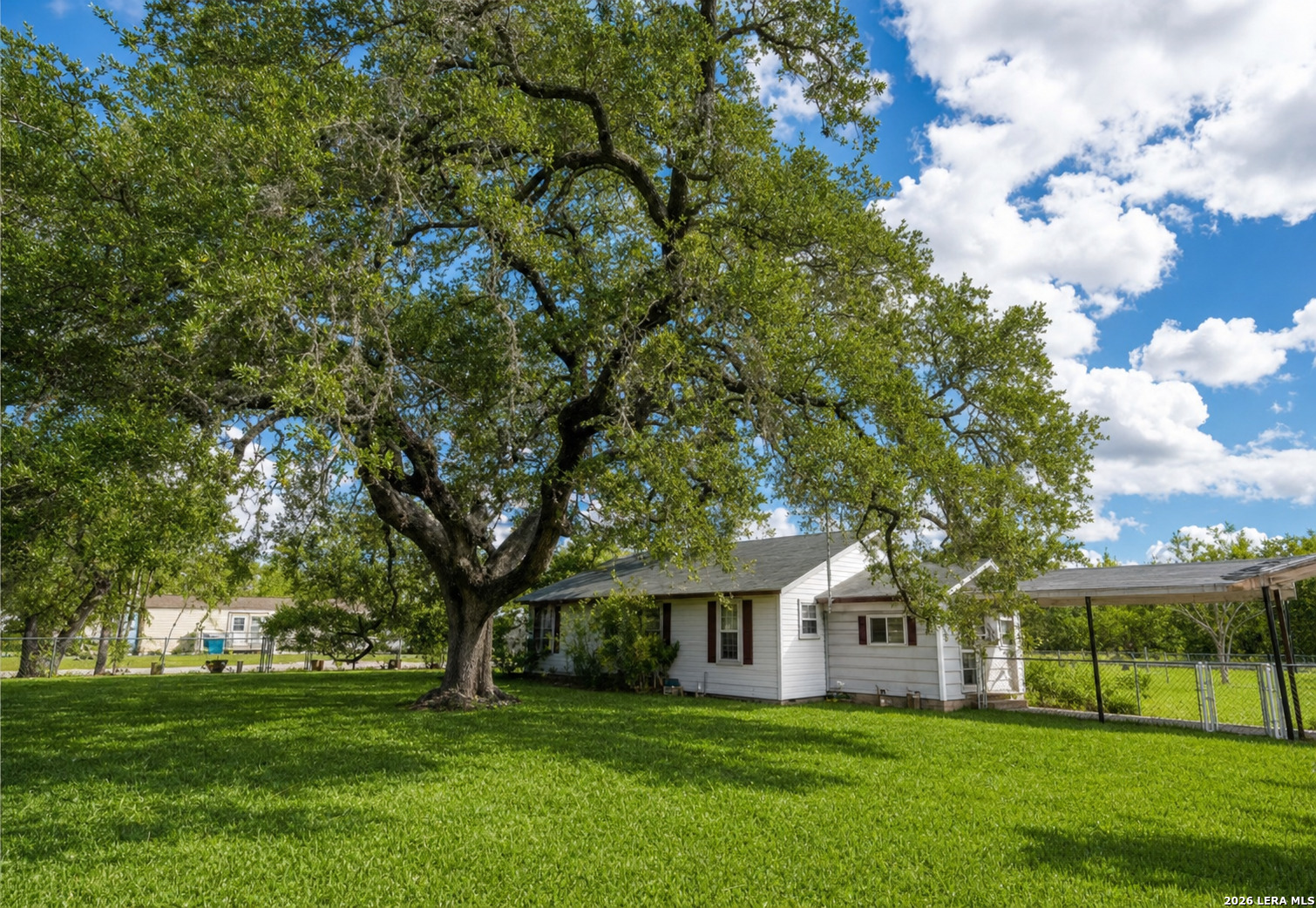 529 Avenue E Poteet TX 78065